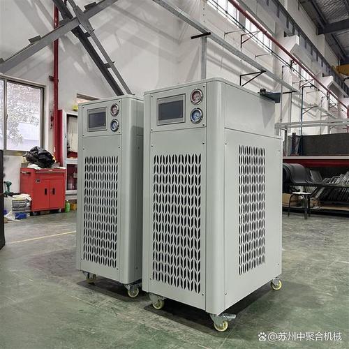 用于制冷的设备,主要应用于工业生产,农业生产,商业和民用空调等领域